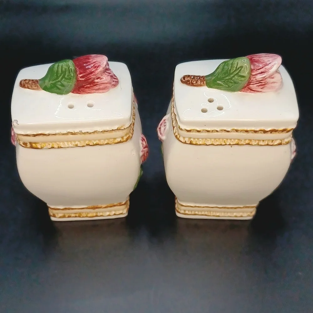Vintgage K & K Salt and Pepper Shaker Set Pink Floral Majolica Style *READ*